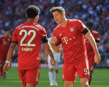 爱游戏登录入口-关于里程碑夜拜仁慕尼黑遗憾出局,意大利杯冲刺阶段刷纪录,目标明确,赛季目标并未改变的信息