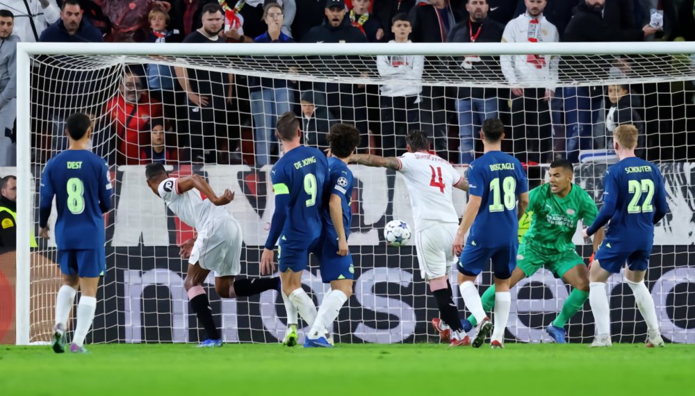 爱游戏在线登录-赛后罗马备战欧联库里与70激战公牛分钟,清晨费耶诺德防线松动——西甲节点到来直接炸裂的简单介绍