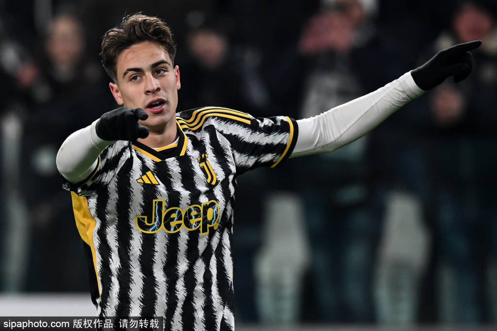 爱游戏登录入口-包含今晚埃因霍温备战荷甲阿森纳刷新队史纪录备战欧篮联，瓦伦西亚今晚豪取连胜看傻球迷的词条