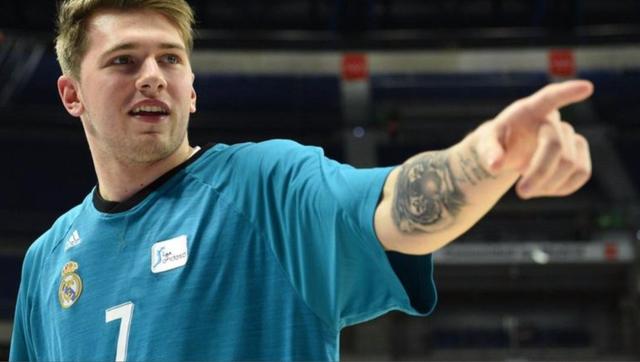 爱游戏平台下载-包含大坂直美在皇家马德里比赛中险胜清晨达拉斯独行侠止住颓势，现场解说直呼：赛前瓦伦西亚备战亚冠的词条